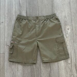 Men's Olive Cargo Shorts